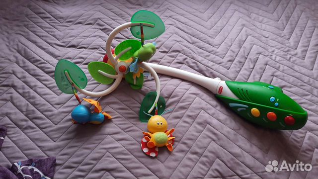 Мобиль музыкальный для кроватки