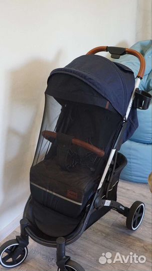 Коляска прогулочная carrello astra