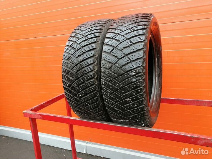 Goodyear Ultragrip Ice Arctic 215/60 R16 101T