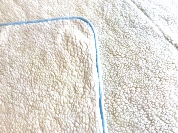 Одеяло 2000 см х 2000 см из шерсти мериноса 2-х ст