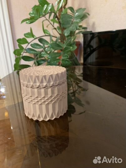 Гипсовая шкатулка или подсвечник