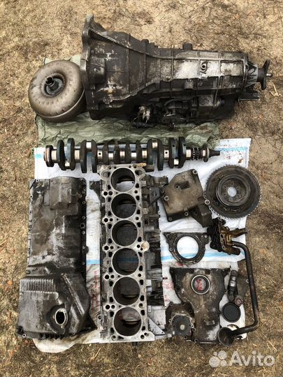 Двигатель m52b28