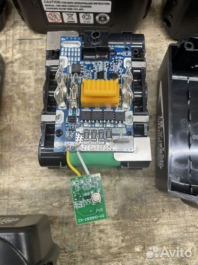 Аккумулятор Makita 18v LXT 6Aч