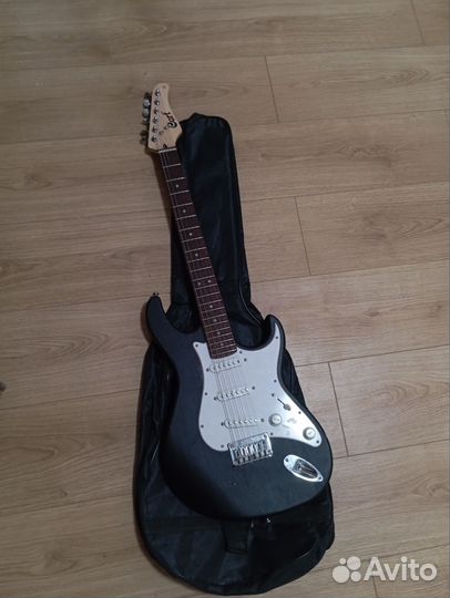 Электро гитара cort g100