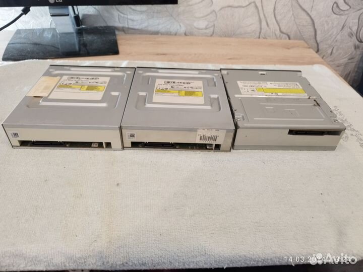 Dvd привод SATA