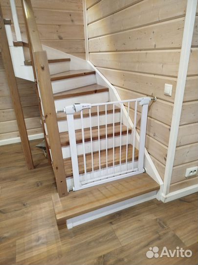 Ограждение на лестницу от детей