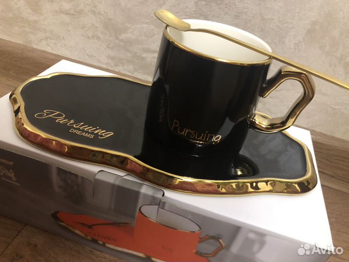 Чашка для кофе с блюдцем