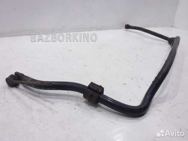 Стабилизатор передний