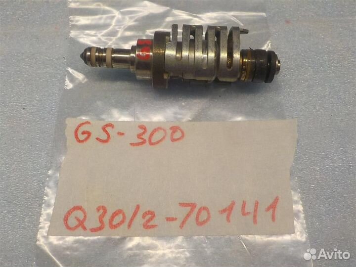 Форсунка инжекторная электрическая Lexus GS 300/3