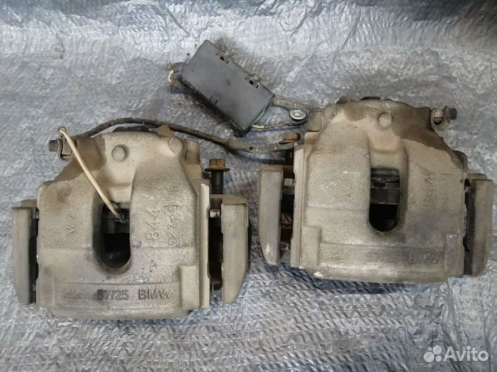 Передние суппорта правый левый bmw x3 e83 m54b25