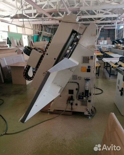 Сверлильно присадочный станок с чпу Cyflex F900