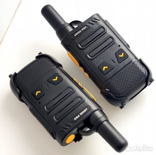 Компактные рации для официантов и охраны в клубах