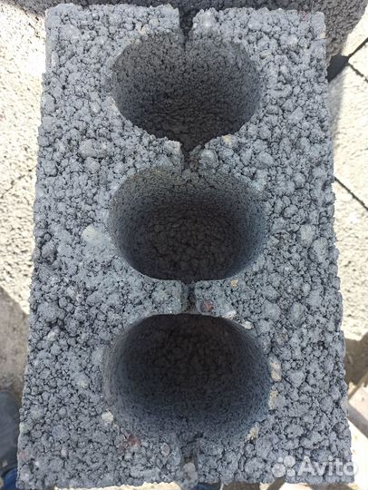 Блок для строительства стен