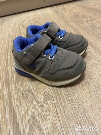 Кроссовки для мальчика