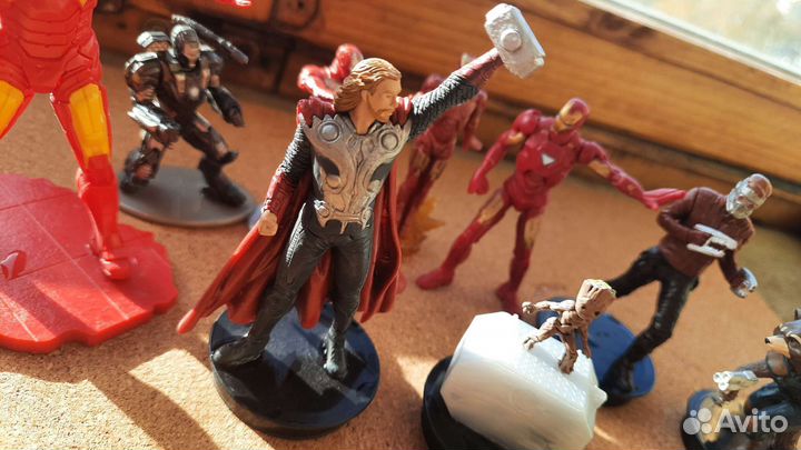 Фигурки на топперах Марвел, Бургер Кинг, Муми