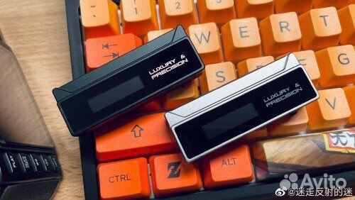 Миницап Luxury and Precision W1