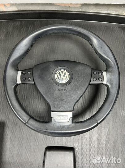 Руль VW passat R36