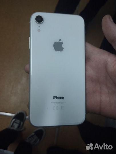 iPhone Xr, 64 ГБ