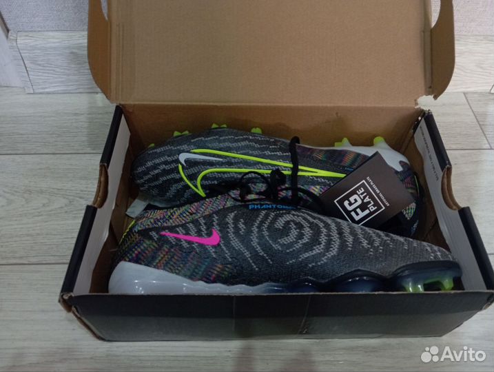 Футбольные бутсы nike phantom gx 43 размер