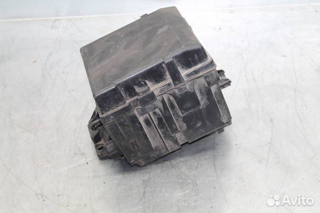 Корпус блока предохранителей Nissan Pathfinder R