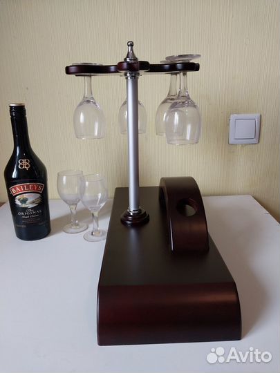 Подставка для винных бутылок