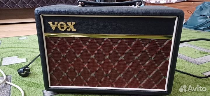 Электрогитара с комбиком