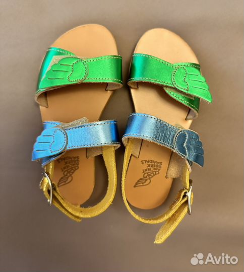 Босоножки для девочки