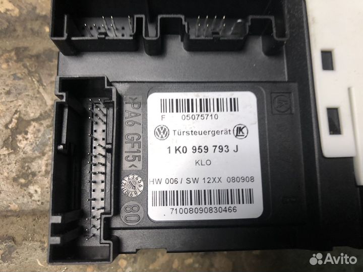 Мотор стеклоподъемника Volkswagen Tiguan 08-17