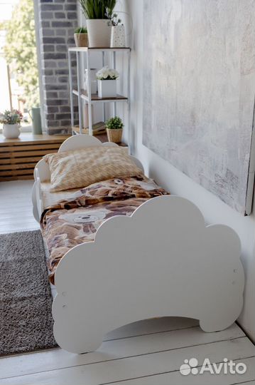 Детская кровать от 3 лет с бортиками