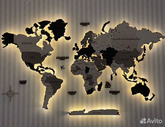 Подарок мужчине. Карта мира из дерева на стену