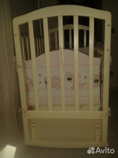 Кроватка детская