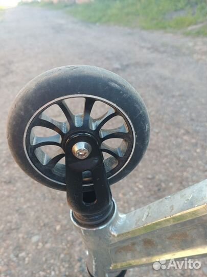 Трюковой самокат