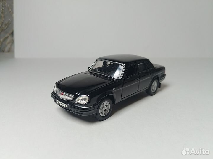 Газ 31105 Волга 1:36