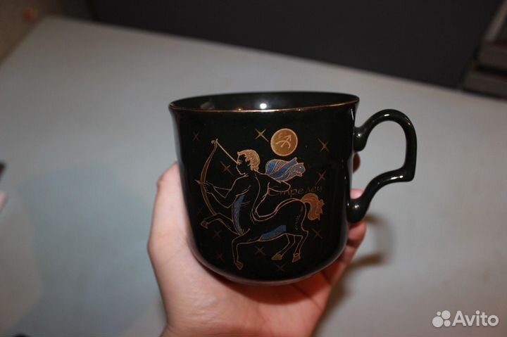 Набор чашечка с блюдцем и стаканы