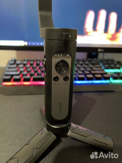 Стабилизатор для смартфона