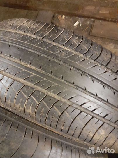 Yokohama dB Decibel E70 215/55 R17