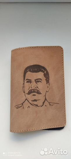 Кожаная обложка на паспорт ручной работы