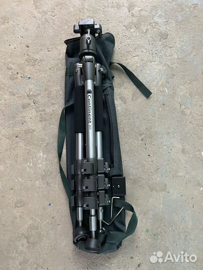 Штатив для фотоаппарата профессиональный