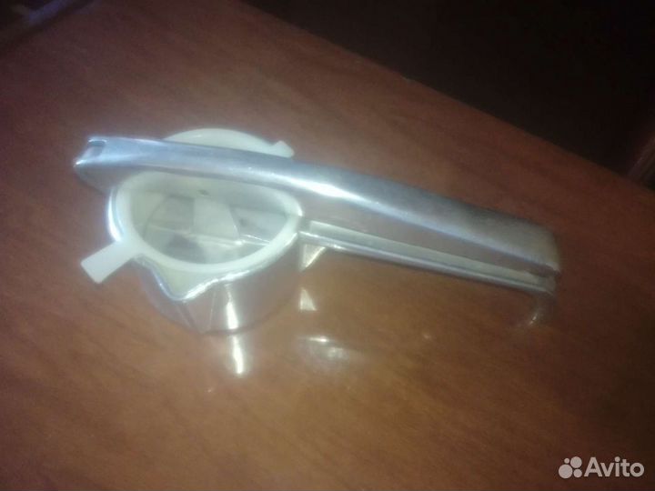 Пресс ручной для отжима ягод, фруктов