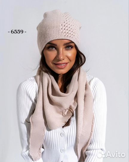 Комплект шапка и косынка, новый