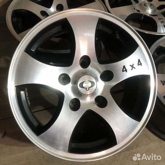 Литые диски на ssangyong r16