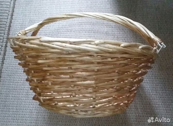 Плетеная корзина