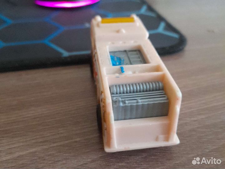 Игрушки хотвилс