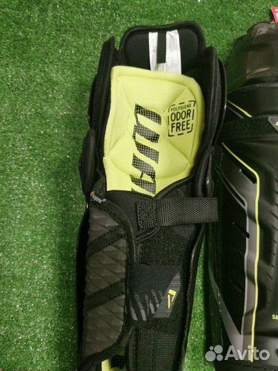 Щитки хоккейные 15