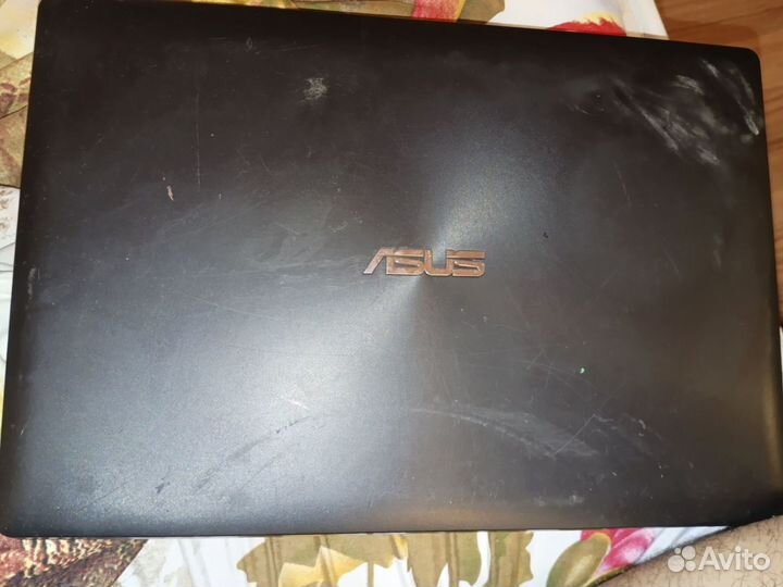 Ноутбук asus