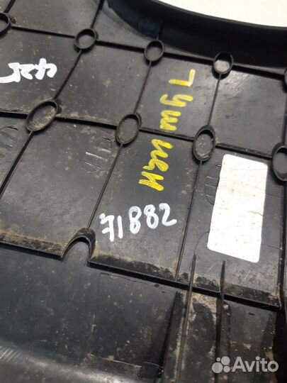 Накладка торпеды в ноги левая (Hyundai Tucson IV)