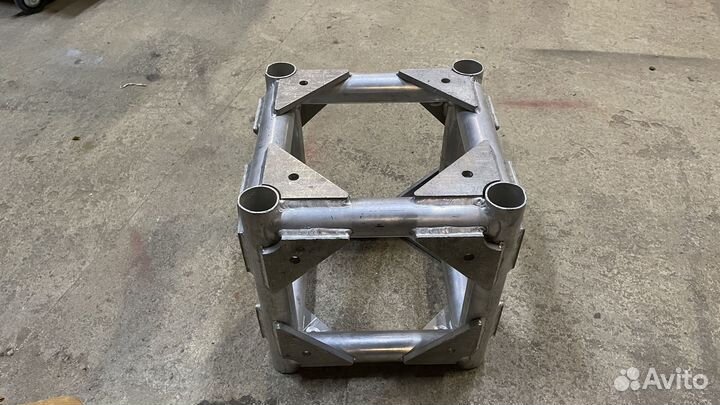 Фермы квадратного сечения 350х350, 1,2 метра