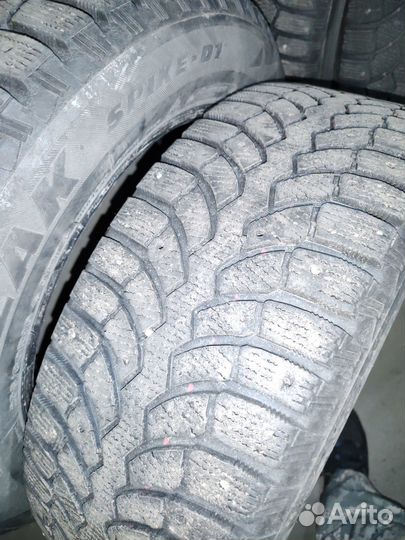 Bridgestone Blizzak Spike-01 205/60 R16