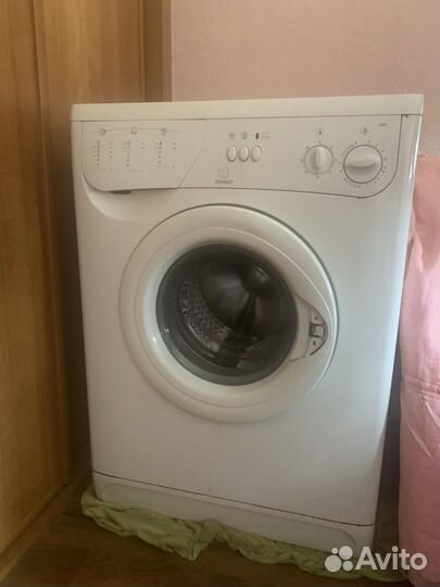 Стиральная машина indesit
