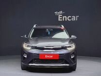 Kia Stonic 1.4 AT, 2020, 62 000 км, с пробегом, цена 2 100 000 руб.